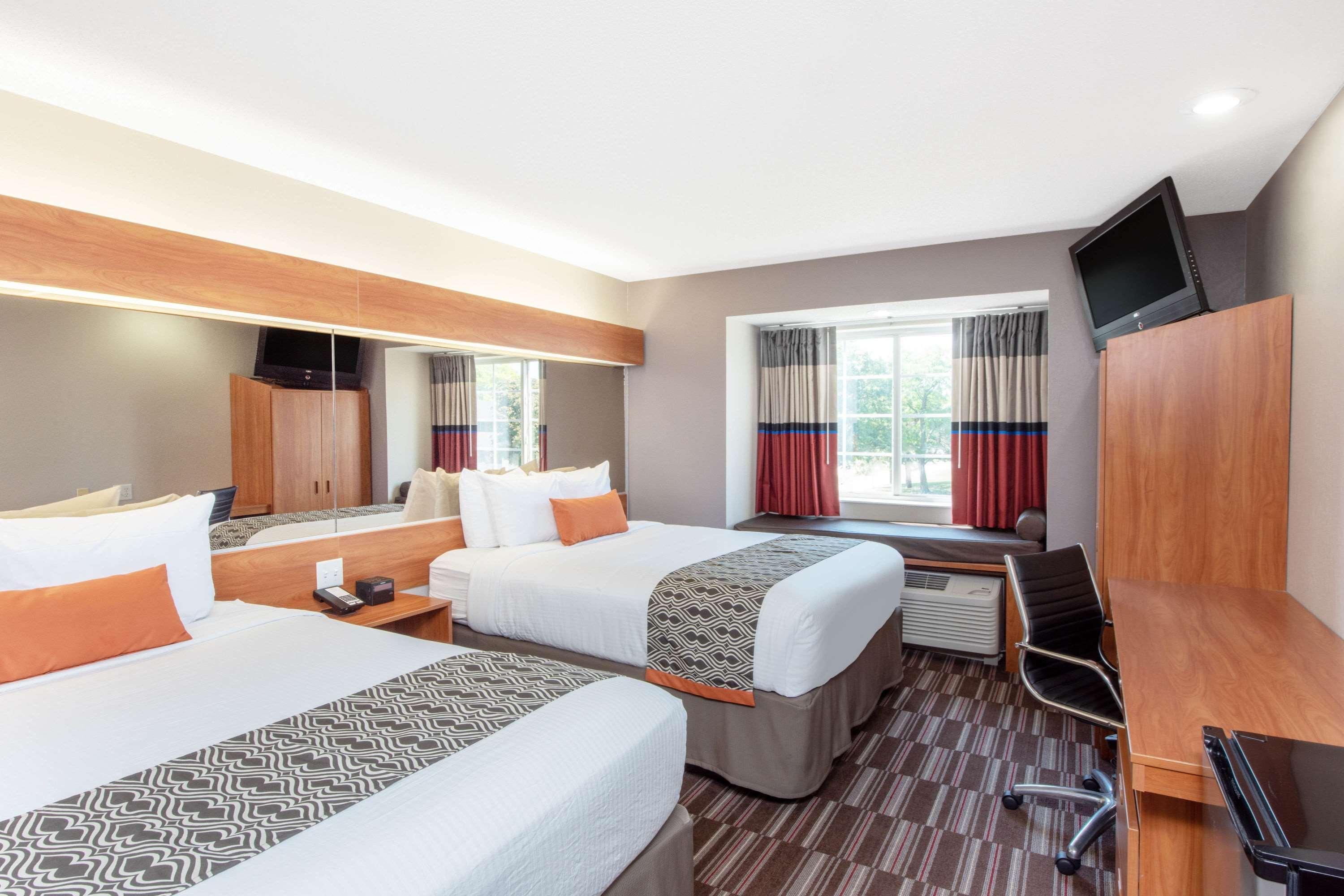 Hotel Microtel & By Wyndham Springfield